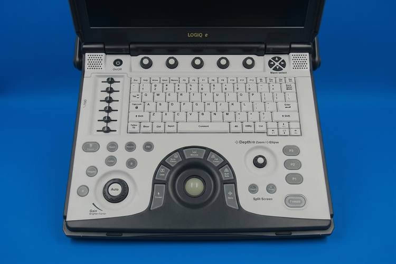 GE NextGen LOGIQ e R8 control panel and trackball